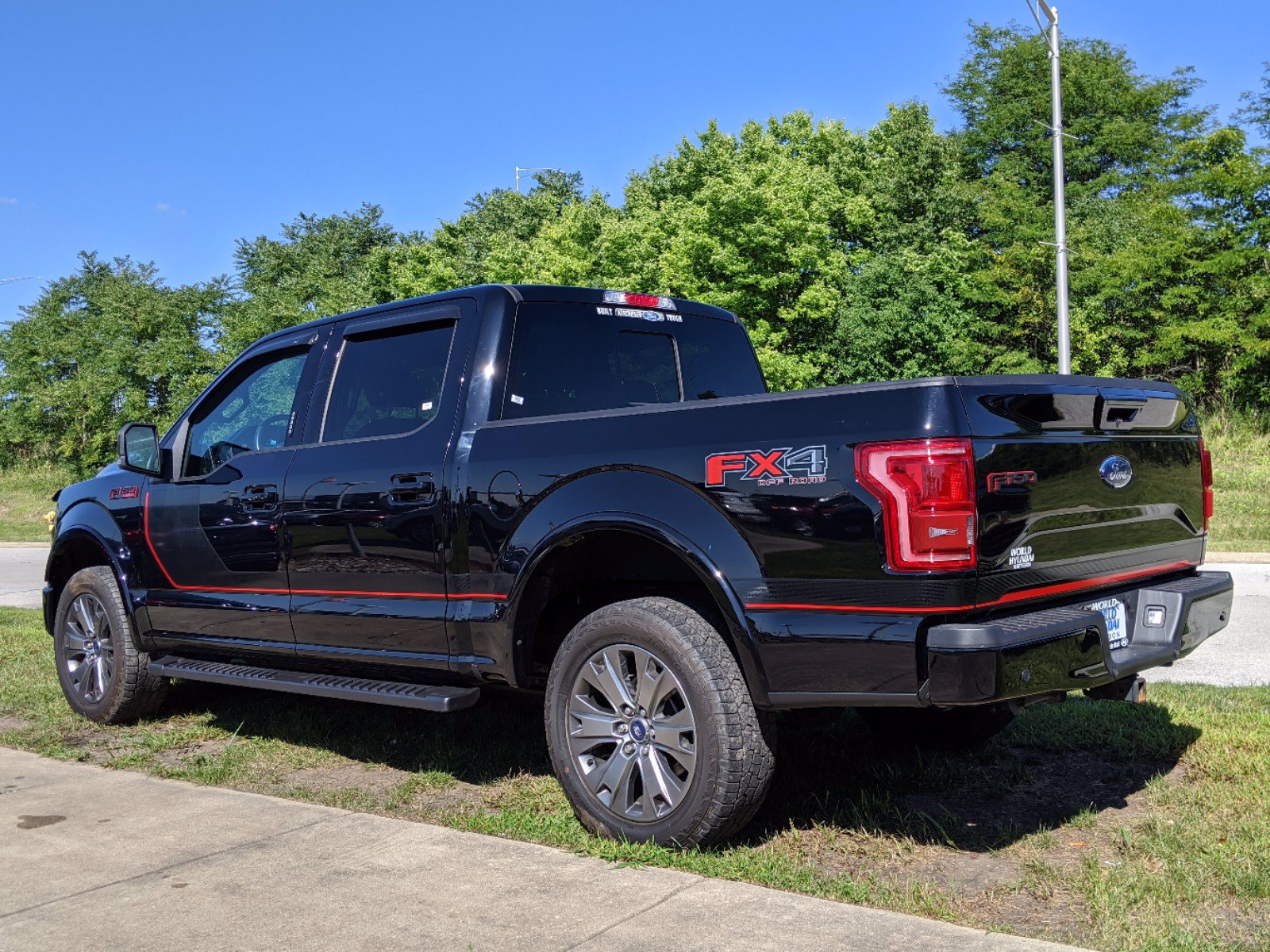 Pre Owned 2017 Ford F 150 Lariat 4wd Crew Cab 3604