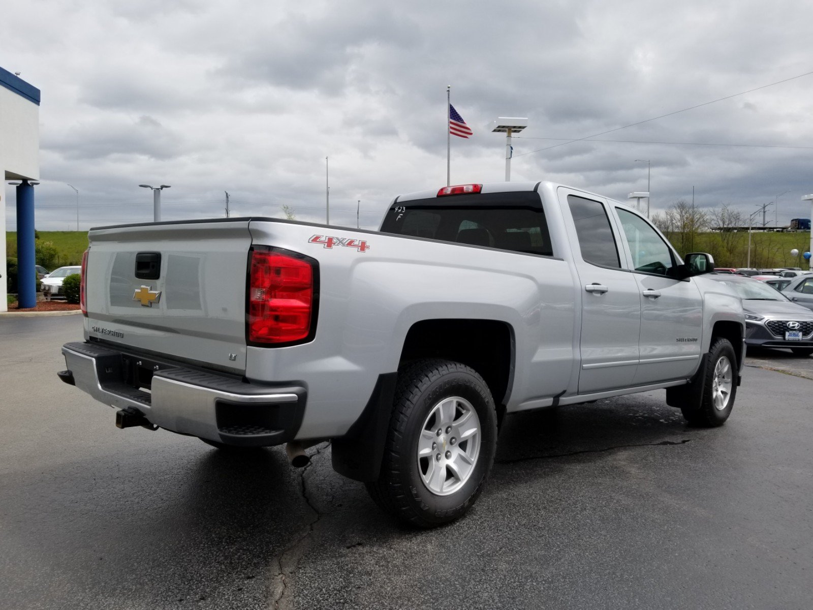 Pre-Owned 2017 Chevrolet Silverado 1500 LT 4WD Extended Cab