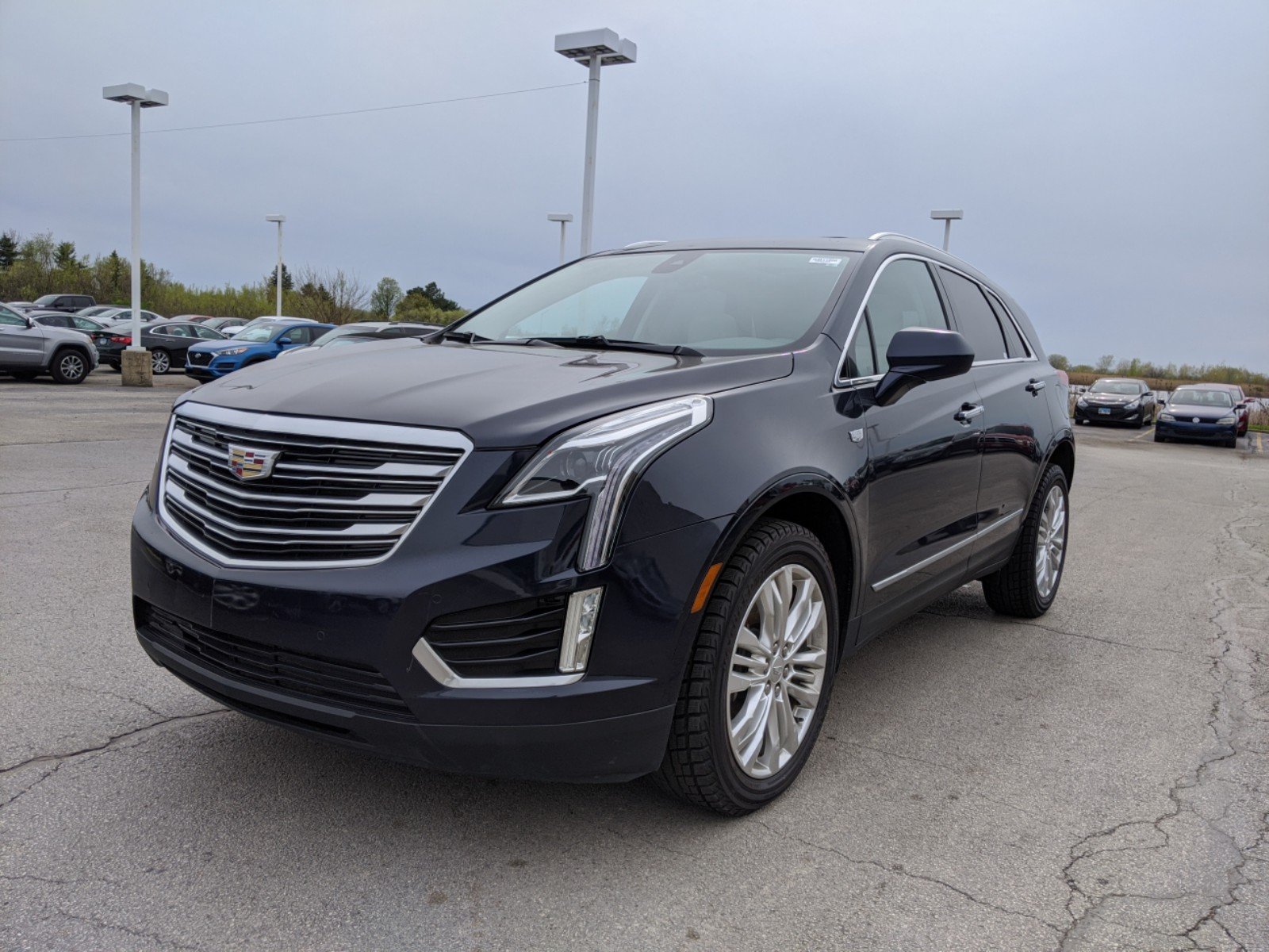 Pre-Owned 2017 Cadillac XT5 Premium Luxury AWD AWD Sport Utility