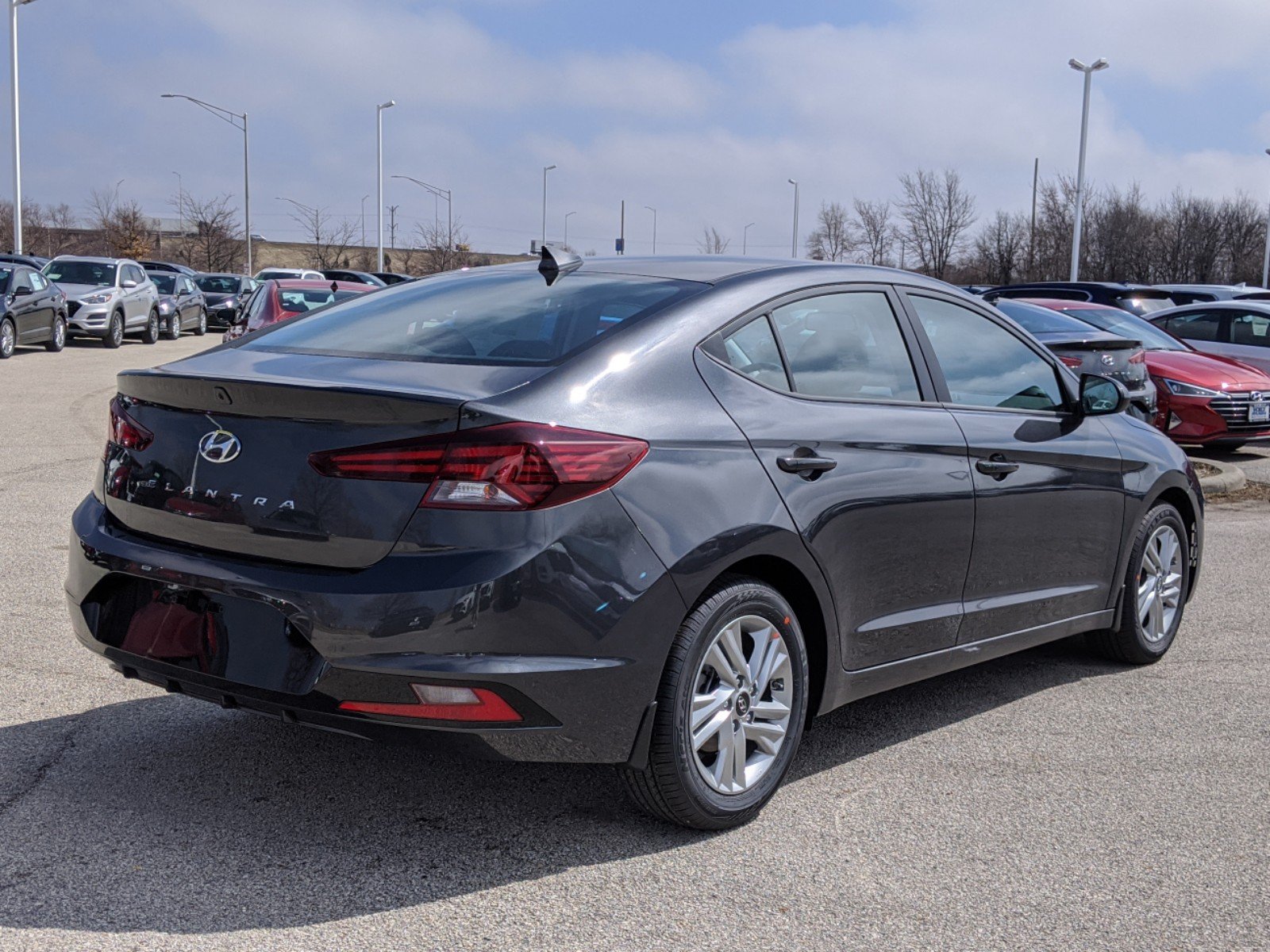 New 2020 Hyundai Elantra Value Edition FWD Sedan